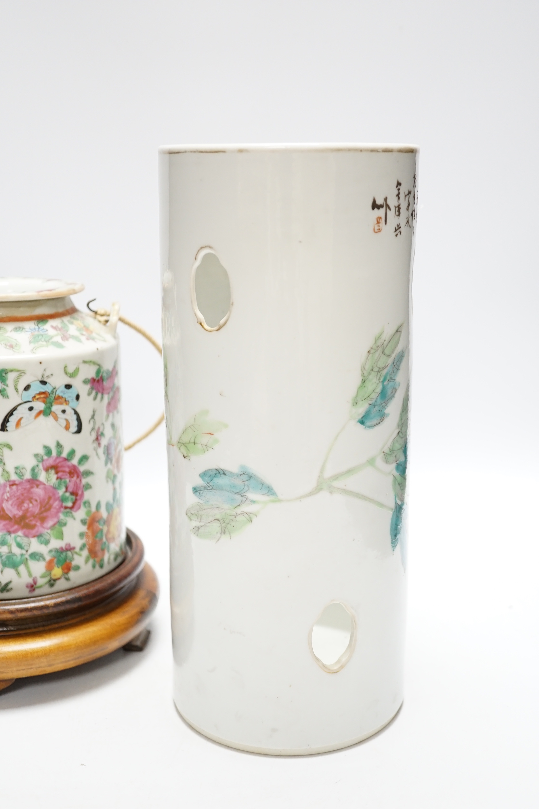 A Chinese famille rose inscribed hat stand and teapot and cover, both late 19th/early 20th century (2) tallest 29cm